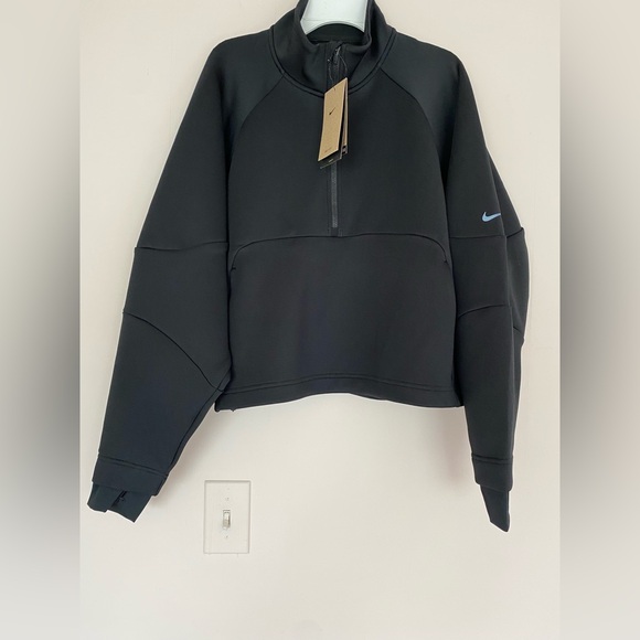 Nike Sustainable Materials
Nike Dri-FIT Prima
Women's 1/2-Zip Training Top - Picture 12 of 12